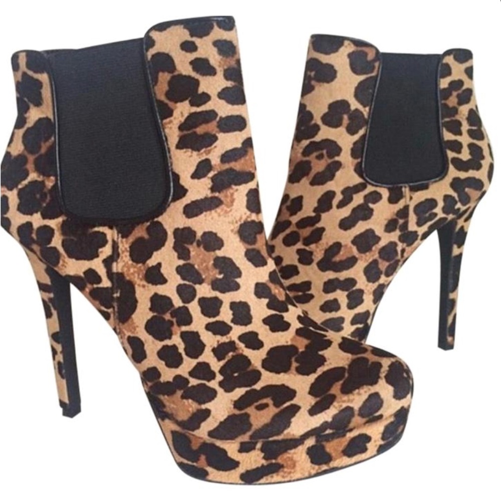 Leopard booties